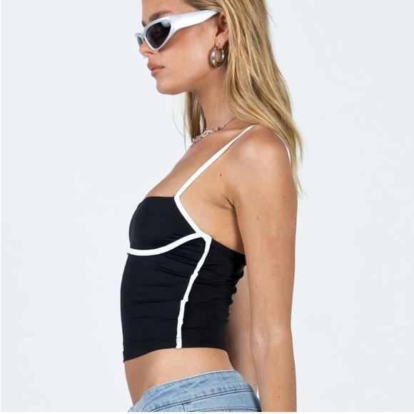 NEW Princess Polly Maidenwell Contrast Black & White Crop Tank Top Size 8 - Picture 3 of 8